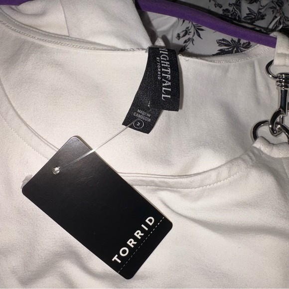 Torrid 3X Nightfall Foxy Metal Clasp Cropped Plus Tank Top NWT - Picture 9 of 9